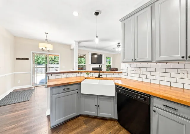 Photo 3 of Single family home for sale at 186 Chandler Crst Ct, Greer, SC 29651 | MLS# SPN340203 | Listing updated on 2026-10-29