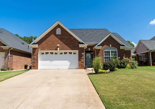 Photo 3 of Sale Pending at 815 White Magnolia Dr, Inman, SC 29349 | MLS# SPN340211 | Listing updated on 2026-09-23