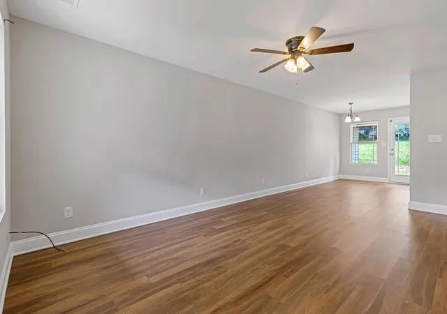Listing Photo 4 - Condo for sale in building located at 141 Sandifer Rd, Spartanburg, SC 29303