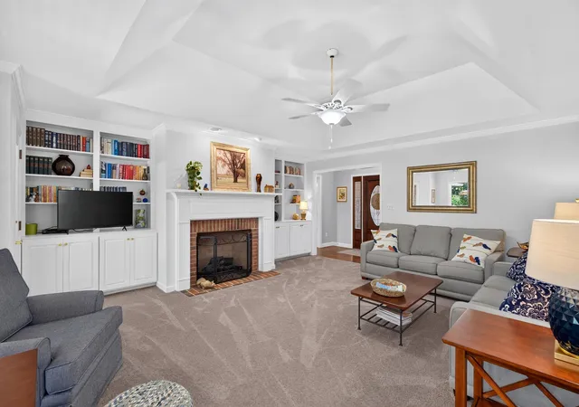 3rd image of 216 Muirfield Dr, Spartanburg, SC 29306 | MLS# SPN340243