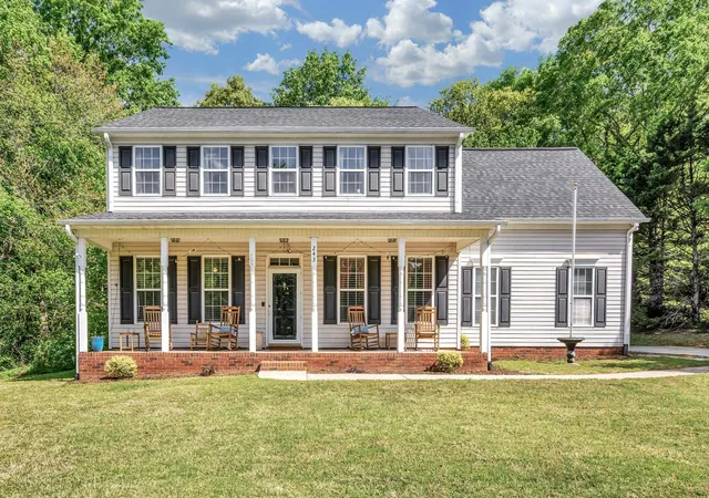 Photo 2 of Single family home for sale at 243 Lauren Hope Ln, Moore, SC 29369 | MLS# SPN340262 | Listing updated on 2026-08-07