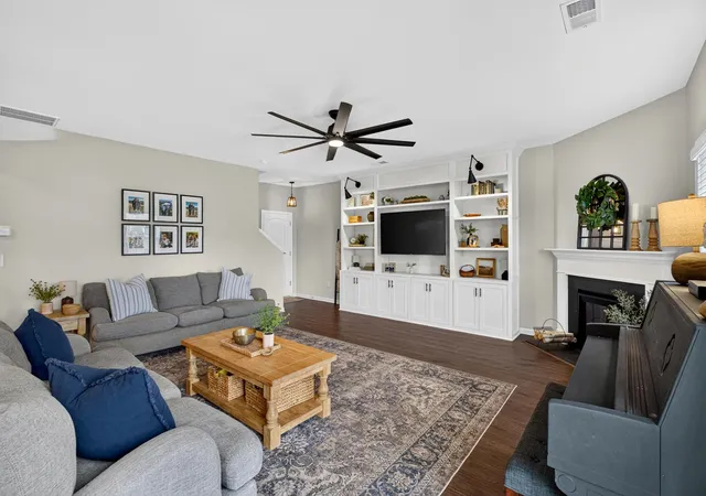 Photo 3 of Single family home for sale at 716 Stilmore Dr, Duncan, SC 29334 | MLS# SPN340303 | Listing updated on 2026-09-23