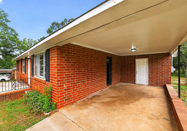 Photo 3 of Single family home for sale at 26 State Rd, Greenville, SC 29611 | MLS# SPN340337 | Listing updated on 2026-09-25