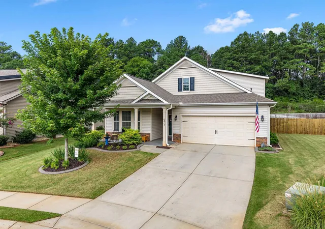 Photo 2 of Single family home for sale at 973 Deepwood Ct, Boiling Springs, SC 29316 | MLS# SPN340338 | Listing updated on 2026-09-29