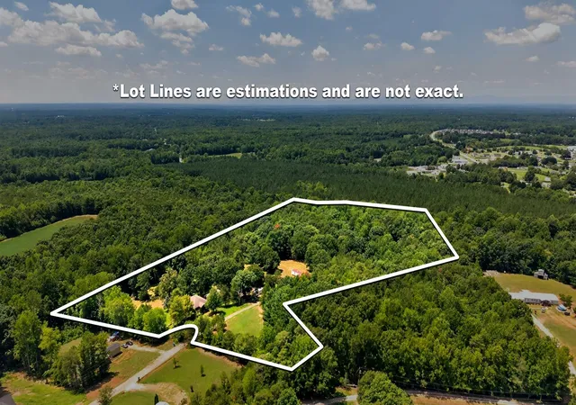 Photo 3 of Single family home for sale at 206 Susans Rd, Gaffney, SC | MLS# SPN340399 | Listing updated on 2026-08-09