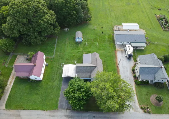 Photo 3 of Sale Pending at 609 S Georgia Ave, Chesnee, SC 29323 | MLS# SPN340417 | Listing updated on 2026-09-27