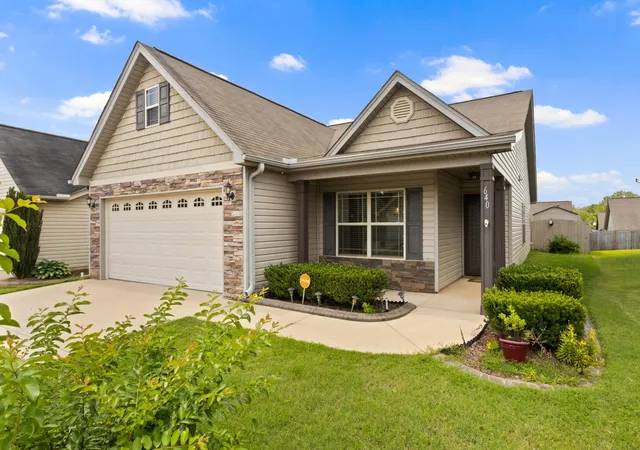 Photo 1 of Sale Pending at 640 Clarion Ct, Boiling Springs, SC 29316 | MLS# SPN340509 | Listing updated on 2026-09-01