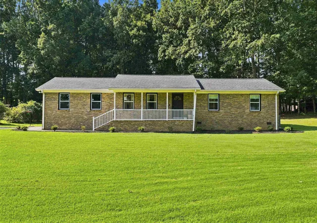 Photo 1 of Single family home for sale at 107 Lindley Ct, Moore, SC 29369 | MLS# SPN340560 | Listing updated on 2026-10-09