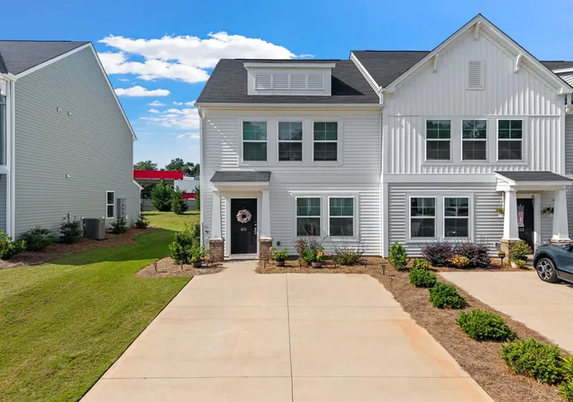 Photo 1 of Sale Pending at 651 Blossom Run Dr, Spartanburg, SC 29307 | MLS# SPN340568 | Listing updated on 2026-10-03