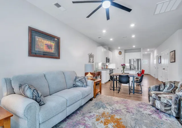Photo 3 of Townhouse for sale at 35 Table Mountain Trl, Greer, SC 29651 | MLS# SPN340598 | Listing updated on 2026-10-03