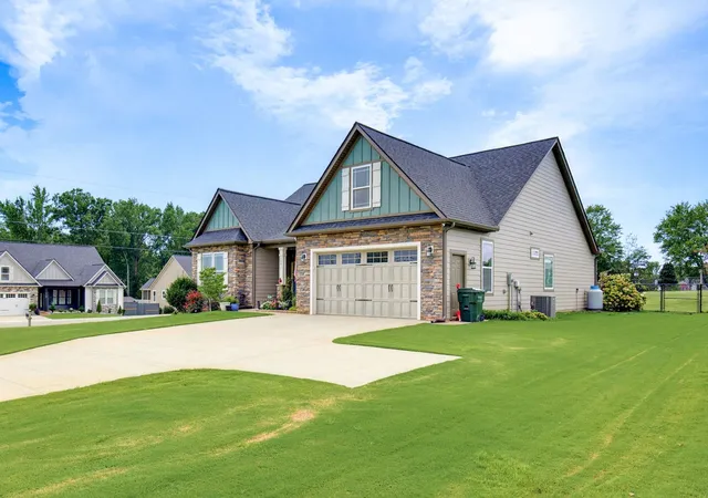 Photo 2 of Sale Pending at 1201 Sloan Rd, Inman, SC 29349 | MLS# SPN340667 | Listing updated on 2026-09-15