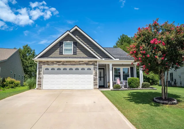 Photo 1 of Single family home for sale at 562 Ridgeville Xing Dr, Inman, SC 29349 | MLS# SPN340736 | Listing updated on 2026-09-23