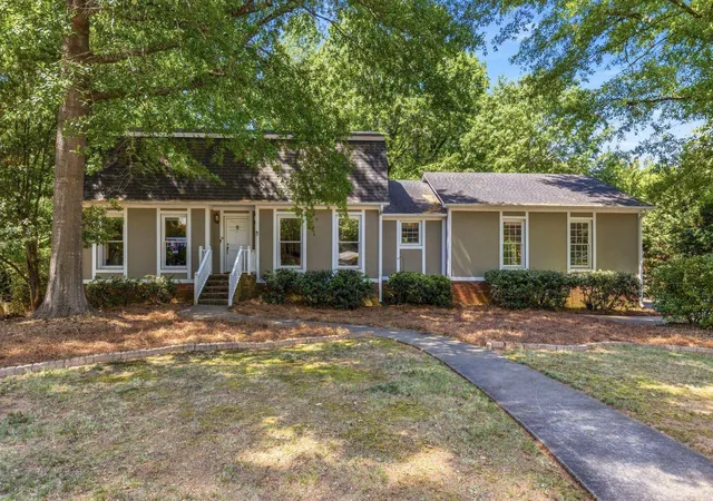 Photo 1 of Single family home for sale at 204 Fernbrook Cir, Spartanburg, SC 29307 | MLS# SPN340773 | Listing updated on 2026-09-13