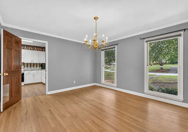 Photo 3 of Single family home for sale at 204 Fernbrook Cir, Spartanburg, SC 29307 | MLS# SPN340773 | Listing updated on 2026-09-13