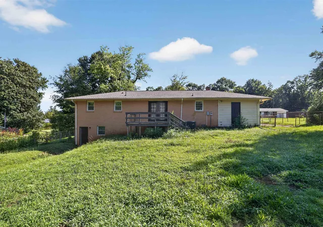 Photo 3 of Single family home for sale at 161 Floyd Hts Dr, Spartanburg, SC 29303 | MLS# SPN340832 | Listing updated on 2026-10-10