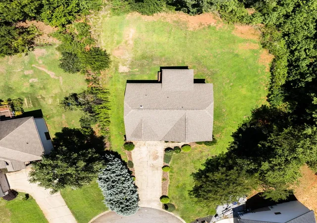 Photo 2 of Single family home for sale at 527 S Fredrick Way, Boiling Springs, SC 29316 | MLS# SPN340833 | Listing updated on 2026-09-17