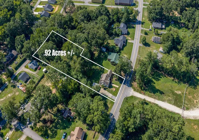 Photo 3 of Single family home for sale at 909 W Georgia Rd, Woodruff, SC 29388 | MLS# SPN340847 | Listing updated on 2026-08-23