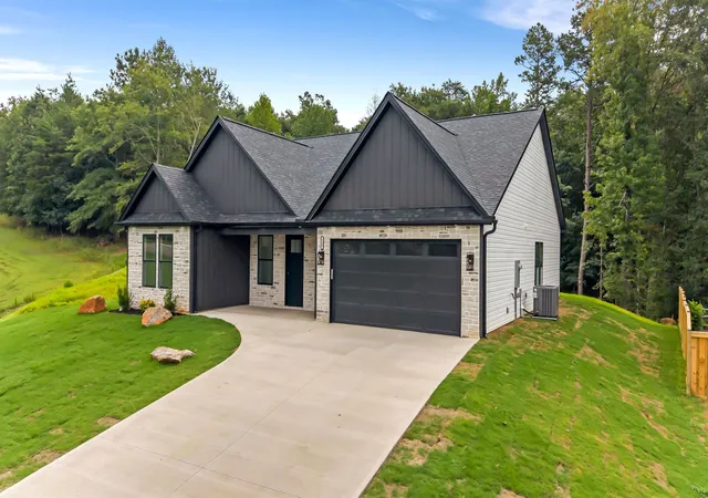 Photo 3 of Single family home for sale at 169 Lakeshore Dr, Chesnee, SC 29323 | MLS# SPN340873 | Listing updated on 2026-09-28
