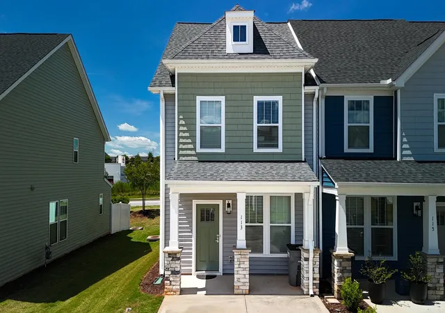 Photo 1 of Sale Pending at 113 Shallons Dr, Greenville, SC 29609 | MLS# SPN340885 | Listing updated on 2026-10-11