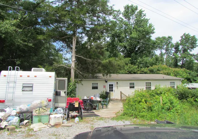 3rd image of 255 Long Branch Rd, Chesnee, SC 29323 | MLS# SPN340904