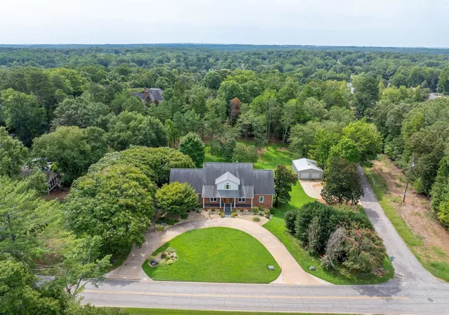 Photo 2 of Single family home for sale at 162 Sloans Grove Rd, Spartanburg, SC 29307 | MLS# SPN340975 | Listing updated on 2026-08-27