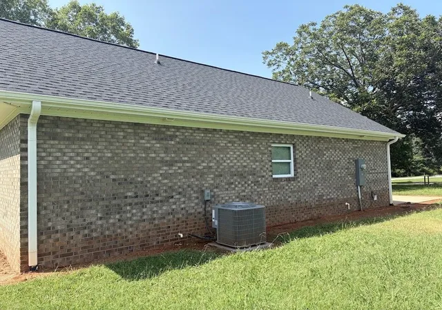 3rd image of 354 Whelchel Rd, Gaffney, SC 29341 | MLS# SPN340995