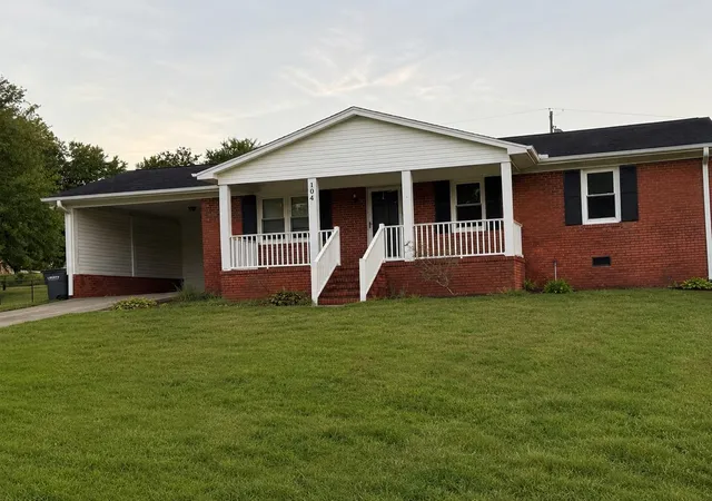 1st image of 104 Meadow Ln, Liberty, SC 29657 | MLS# SPN340996
