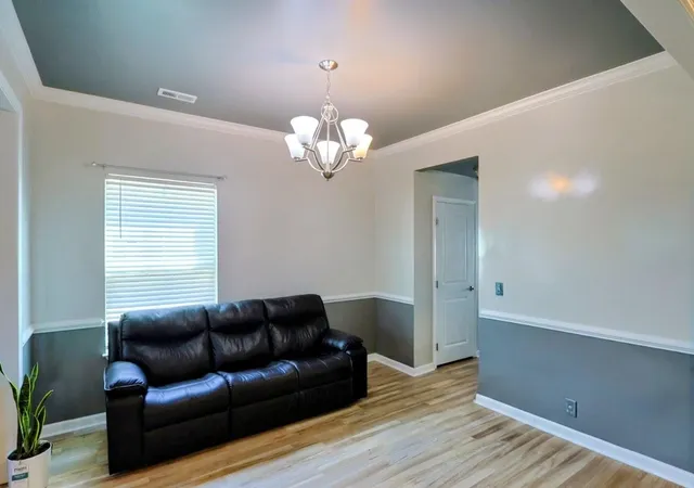 Photo 3 of Single family home for sale at 725 Ethridge Pt, Boiling Springs, SC 29316 | MLS# SPN340997 | Listing updated on 2026-08-28