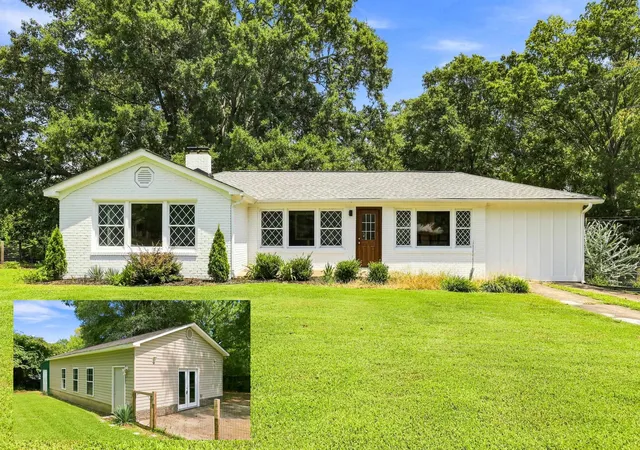 Photo 1 of Single family home for sale at 215 Elaine Ave, Taylors, SC 29687 | MLS# SPN341015 | Listing updated on 2026-08-28