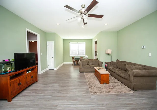 2nd image of 303 Saluda St, Belton, SC 29627 | MLS# SPN341021