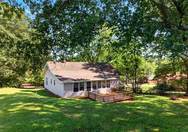 Photo 4 of Sale Pending at 205 Lansdell Dr, Gaffney, SC 29340 | MLS# SPN341065 | Listing updated on 2026-09-01