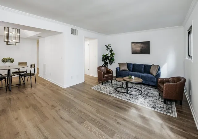 Photo 3 of Townhouse for sale at 14 Briargate Pl, Greenville, SC 29615 | MLS# SPN341068 | Listing updated on 2026-09-30