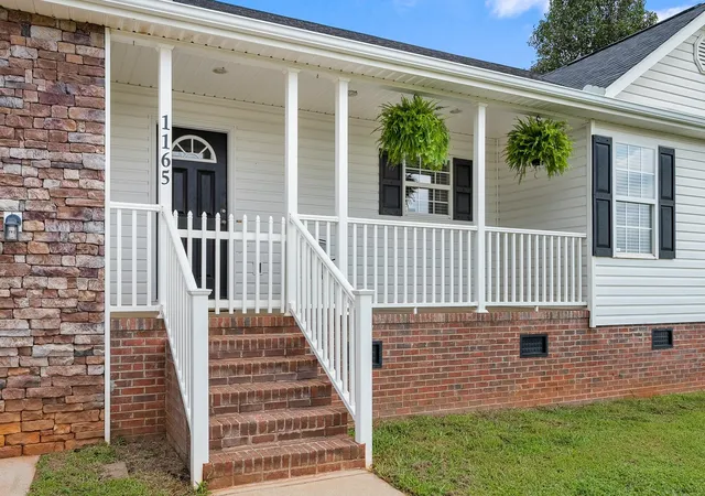 Photo 2 of Single family home for sale at 1165 Clark Rd, Inman, SC 29349 | MLS# SPN341103 | Listing updated on 2026-10-05
