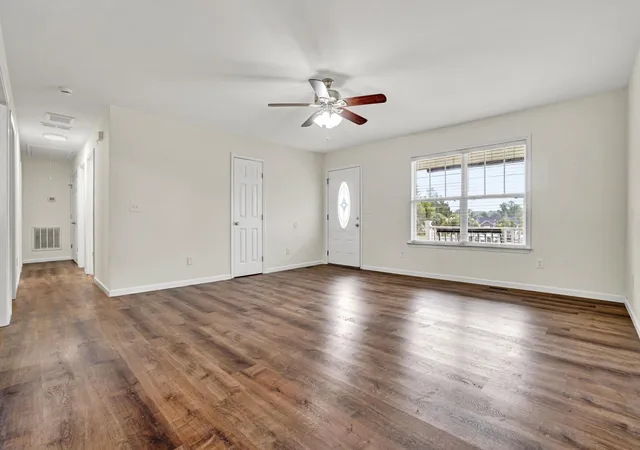 Photo 3 of Single family home for sale at 608 Ruddy Creek Cir, Greer, SC 29651 | MLS# SPN341122 | Listing updated on 2026-08-30