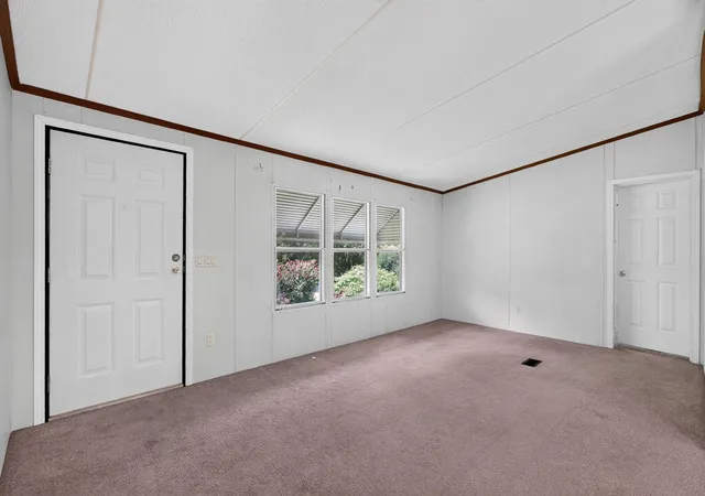 Photo 4 of Sale Pending at 129 Pleasant Cove Dr, Woodruff, SC 29388 | MLS# SPN341159 | Listing updated on 2026-10-14