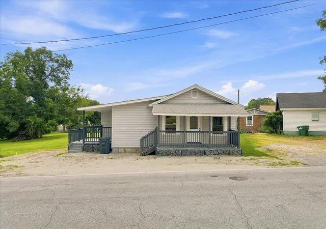 Photo 1 of Single family home for sale at 923 N Pinckney St, Union, SC 29379 | MLS# SPN341166 | Listing updated on 2026-09-20
