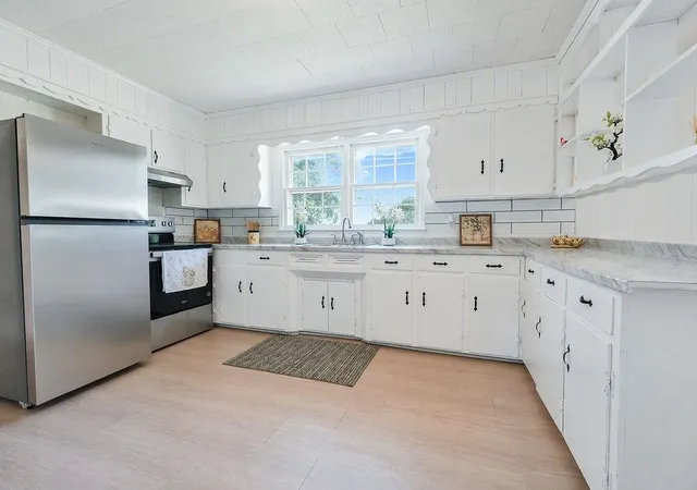Photo 4 of Sale Pending at 1407 Casey Creek Rd, Chesnee, SC 29323 | MLS# SPN341169 | Listing updated on 2026-10-16