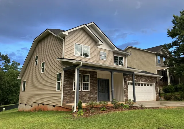 Photo 3 of Single family home for sale at 405 Landstone Ter, Boiling Springs, SC 29316 | MLS# SPN341188 | Listing updated on 2026-09-02