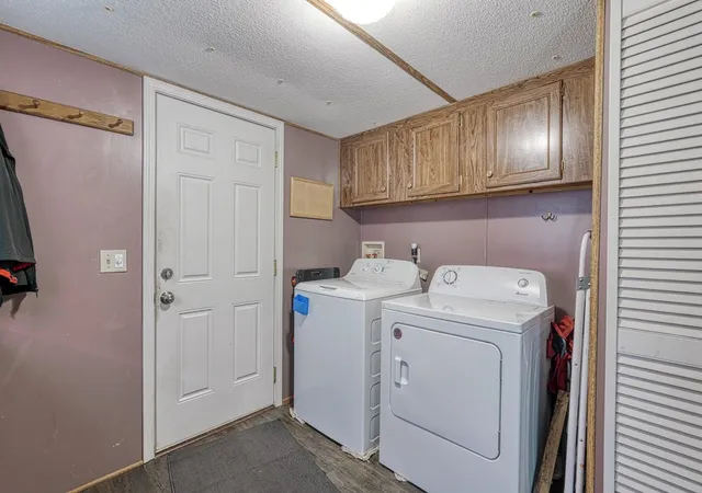 Photo 3 of Sale Pending at 9 W Tyger Ct, Greer, SC 29651 | MLS# SPN341190 | Listing updated on 2026-10-06