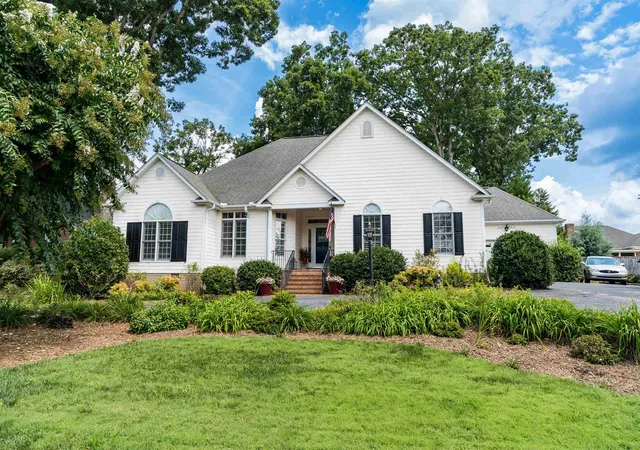 Photo 2 of Single family home for sale at 104 N Carleila Lake Way, Spartanburg, SC 29307 | MLS# SPN341216 | Listing updated on 2026-09-02