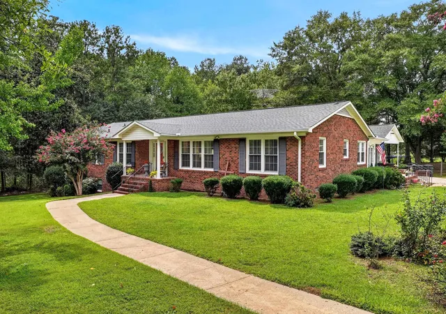 Photo 3 of Single family home for sale at 221 Fernbrook Cir, Pacolet, SC 29372 | MLS# SPN341219 | Listing updated on 2026-09-03