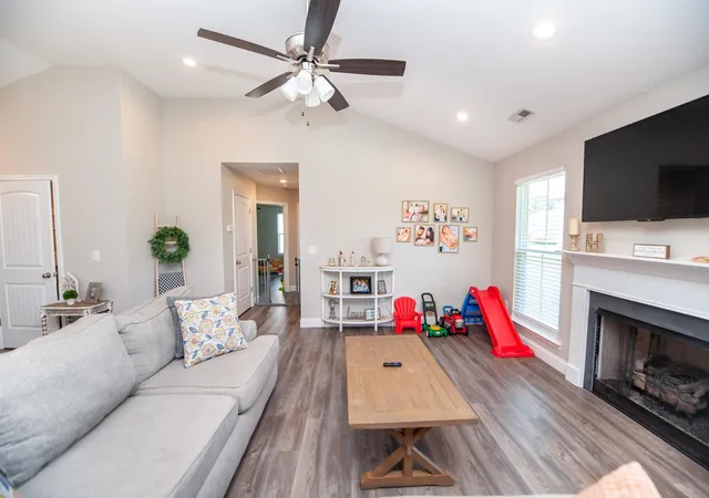 Photo 2 of Single family home for sale at 529 Life Ln, Lyman, SC 29365 | MLS# SPN341227 | Listing updated on 2026-09-03