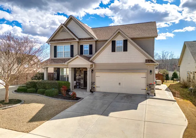 Photo 1 of Single family home for sale at 450 Bucklebury Rd, Greer, SC 29651 | MLS# SPN341228 | Listing updated on 2026-09-03