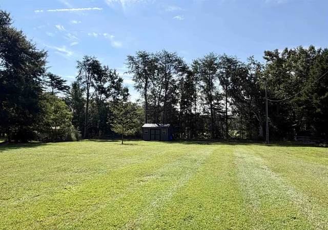 Photo 3 of Single family home for sale at 185 Scenic Ave, Campobello, SC 29322 | MLS# SPN341229 | Listing updated on 2026-09-03
