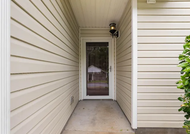 Photo 2 of Single family home for sale at 150 Evvalane Dr, Spartanburg, SC 29302 | MLS# SPN341233 | Listing updated on 2026-09-03