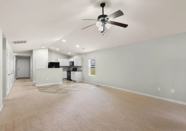 Photo 3 of Single family home for sale at 150 Evvalane Dr, Spartanburg, SC 29302 | MLS# SPN341233 | Listing updated on 2026-09-03