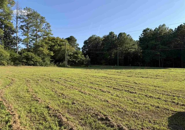 Photo 2 of Sale Pending at 2949 92 Highway, Enoree, SC 29335 | MLS# SPN341241 | Listing updated on 2026-10-03