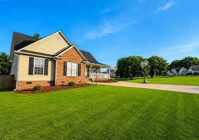 Photo 3 of Single family home for sale at 710 Running Crk Ln, Boiling Springs, SC 29316 | MLS# SPN341245 | Listing updated on 2026-09-03