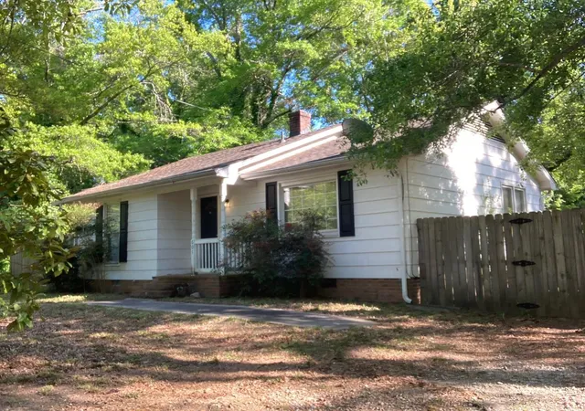 Photo 1 of Single family home for sale at 601 Humphrey St, Spartanburg, SC 29301 | MLS# SPN341266 | Listing updated on 2026-09-03