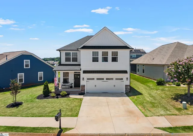 Photo 2 of Single family home for sale at 148 Bur Oak Dr, Taylors, SC 29687 | MLS# SPN341268 | Listing updated on 2026-09-04
